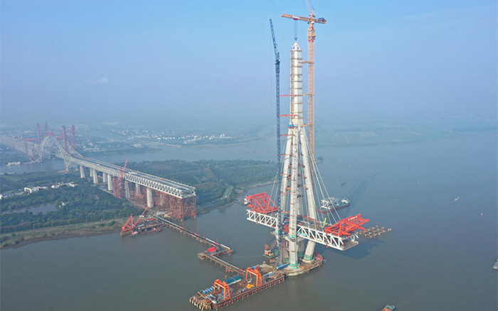 你好，“常泰”，j9九游会老哥俱乐部交流区助力世界级桥梁工程建设！