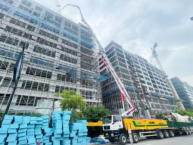 j9九游会老哥俱乐部交流区75米泵车以“三维实力”定义高效施工